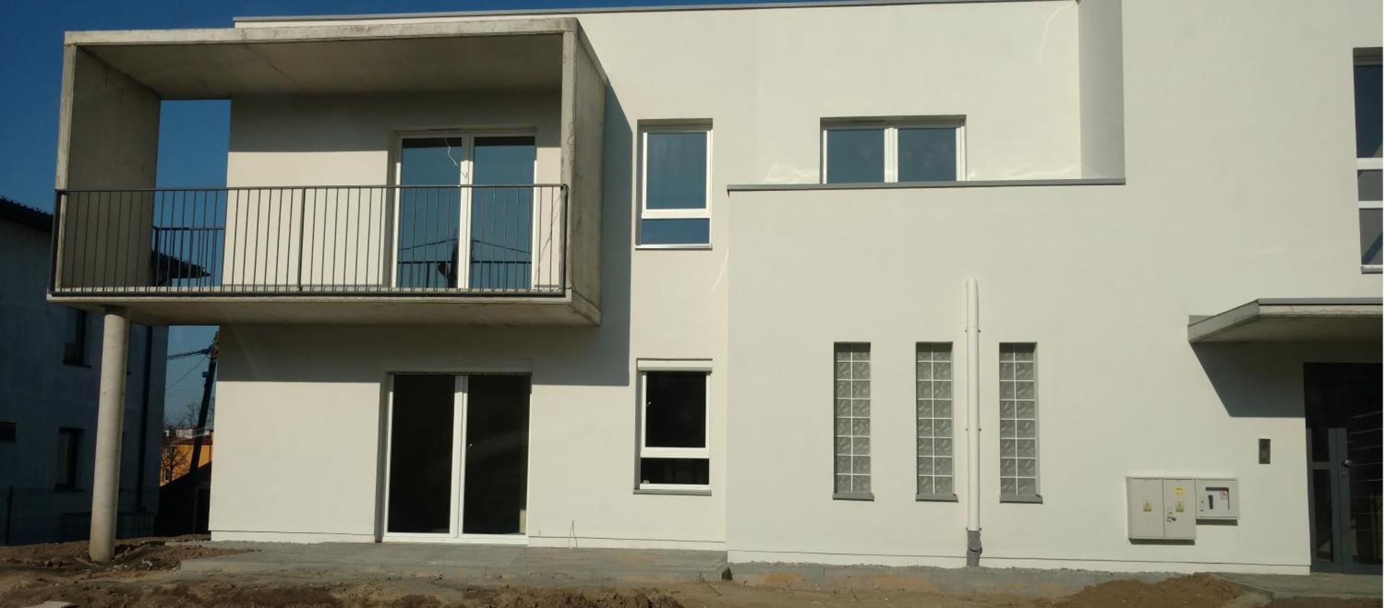 Apartament Z Ogrodkiem เชชูฟ ภายนอก รูปภาพ